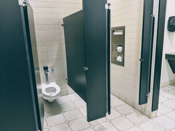 Cost of Commercial Toilet Installation in Clearwater